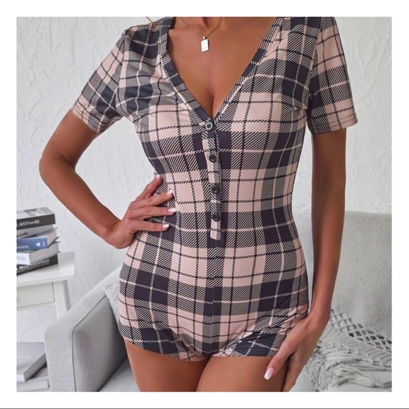 Plaid Button Sleep Romper - Picture 4 of 6